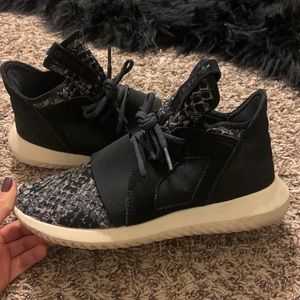 adidas Shoes - Adidas tubular adidas Shoes - Adidas tubular